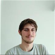 Insegnante di ripetizioni di storia e geografia , neolaureato alla facoltà di storia a Pisa